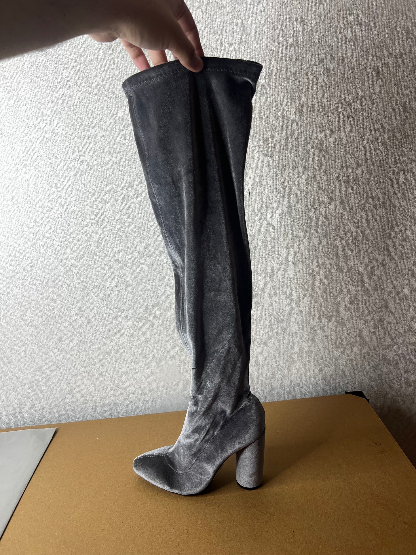 BUCANERA FRH TERCIOPELO GRIS N36