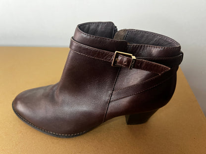 BOTIN CUERO VIONIC CAFE OSCURO N39