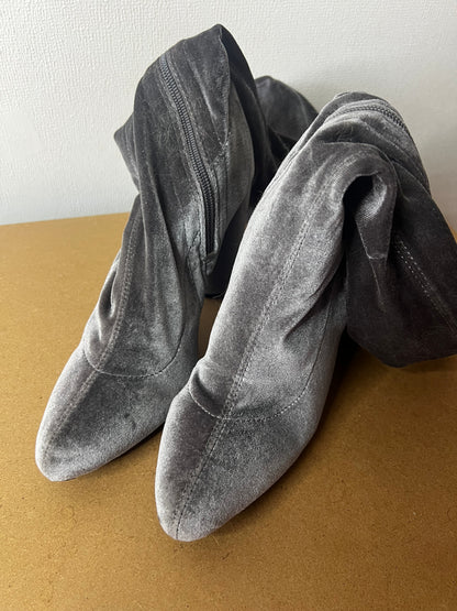 BUCANERA FRH TERCIOPELO GRIS N36