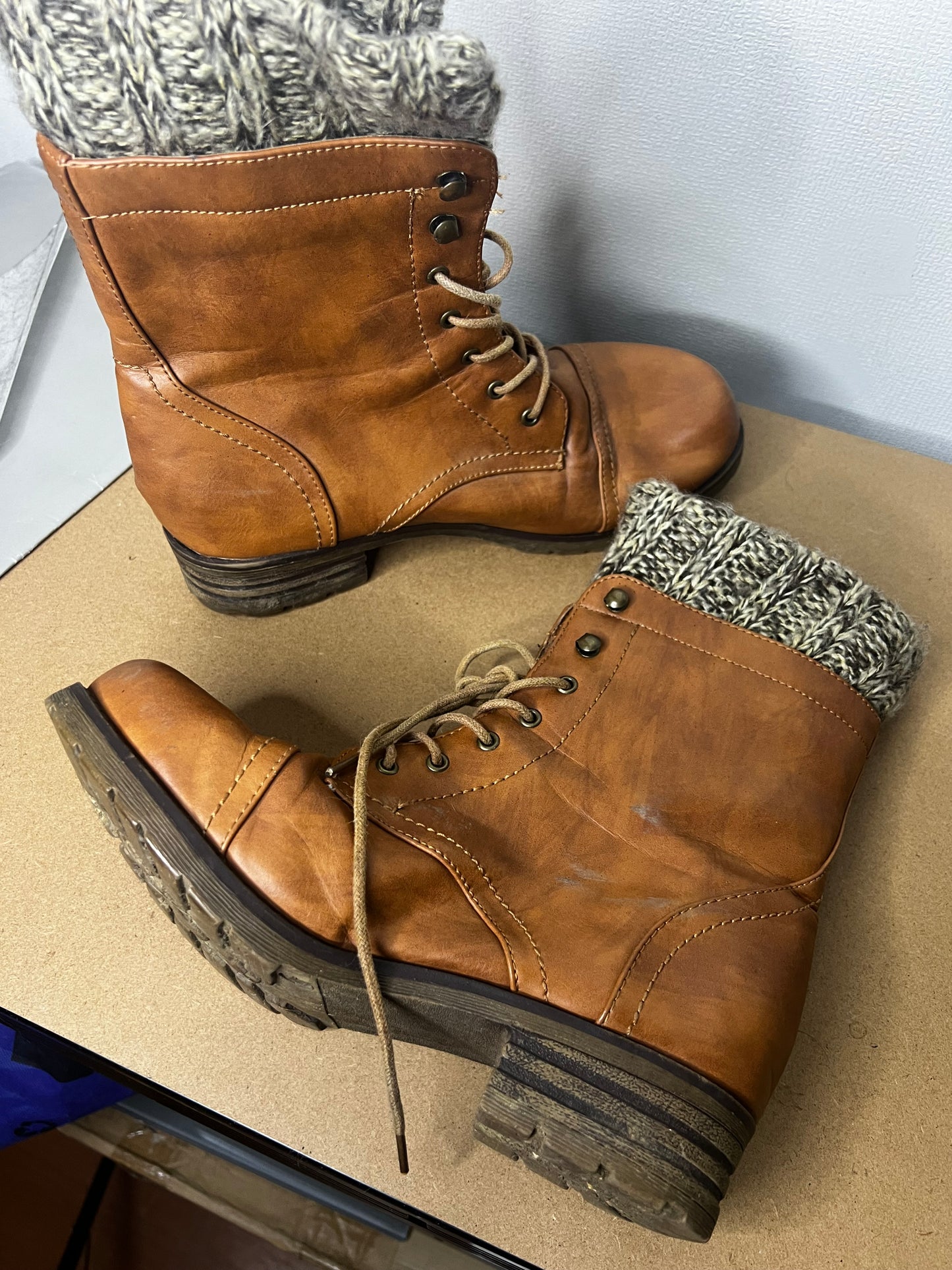 BOTIN MARK & MADDUX CAFE N37