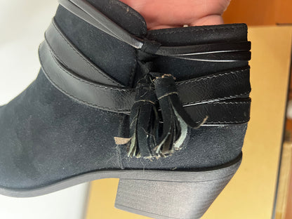 BOTIN GAMUZA LIFESTRIDE NEGRO N39