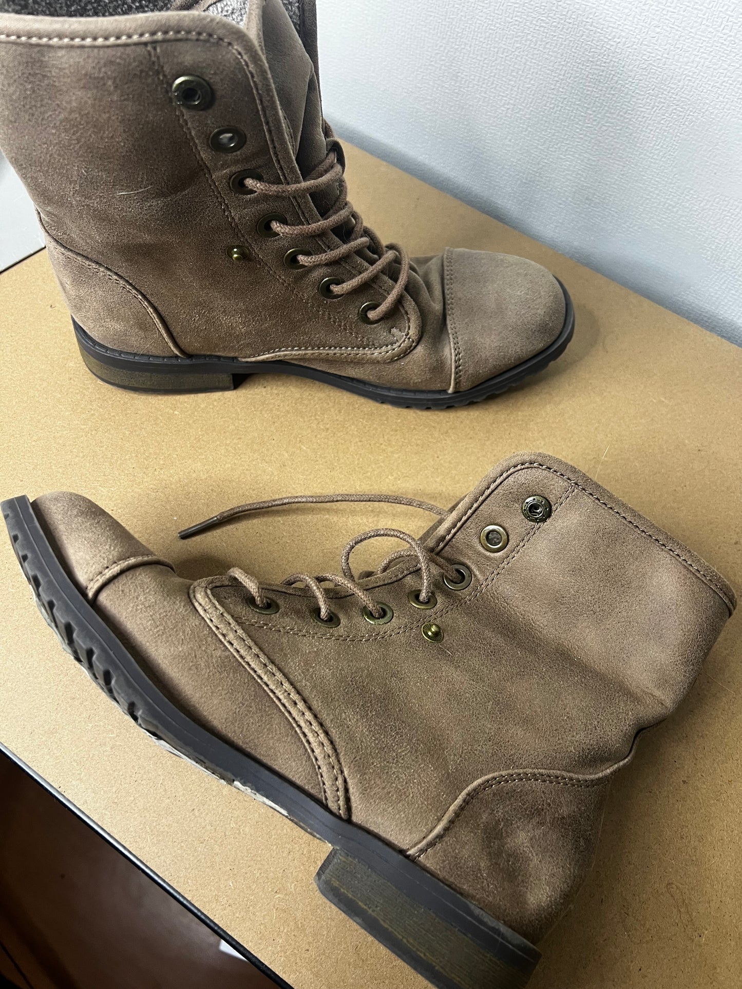 BOTIN SELF ESTEEM CAFE N37